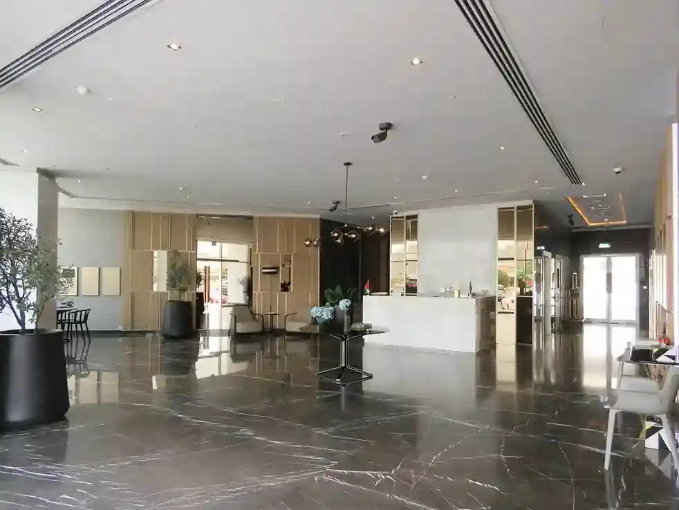 OBS LOBBY AREA