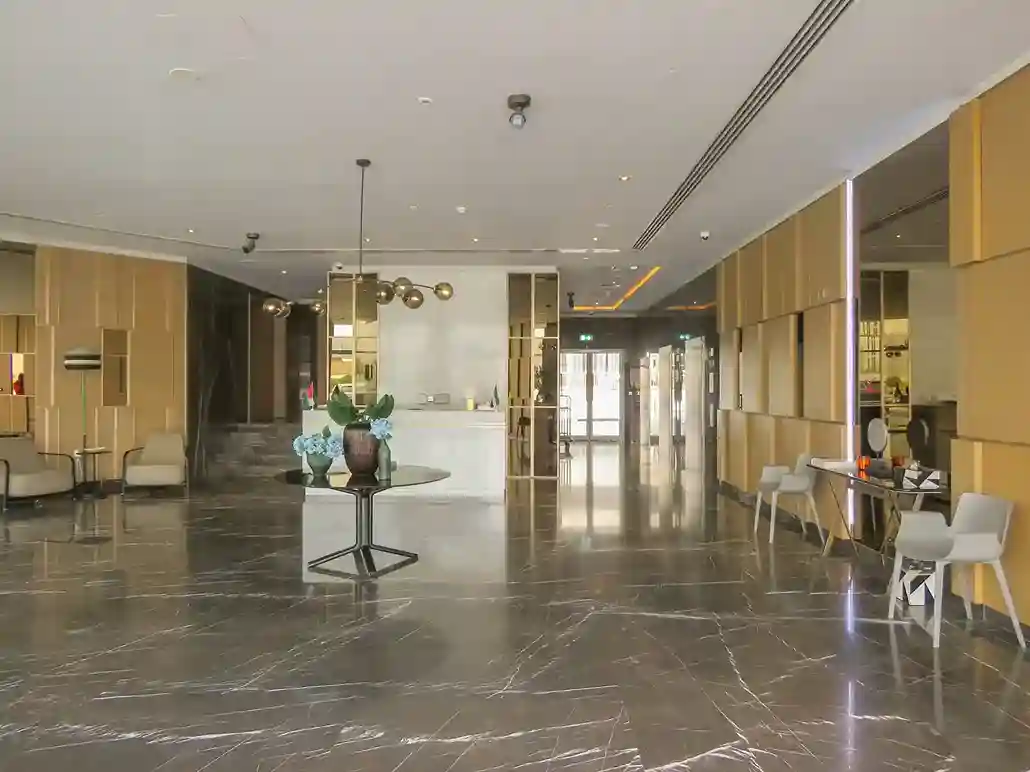 OBS LOBBY AREA (2)